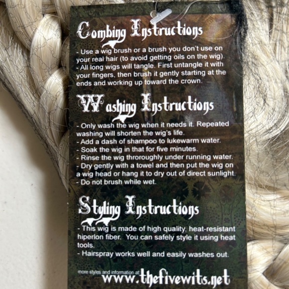 Blonde Long Wig - Picture 5 of 7